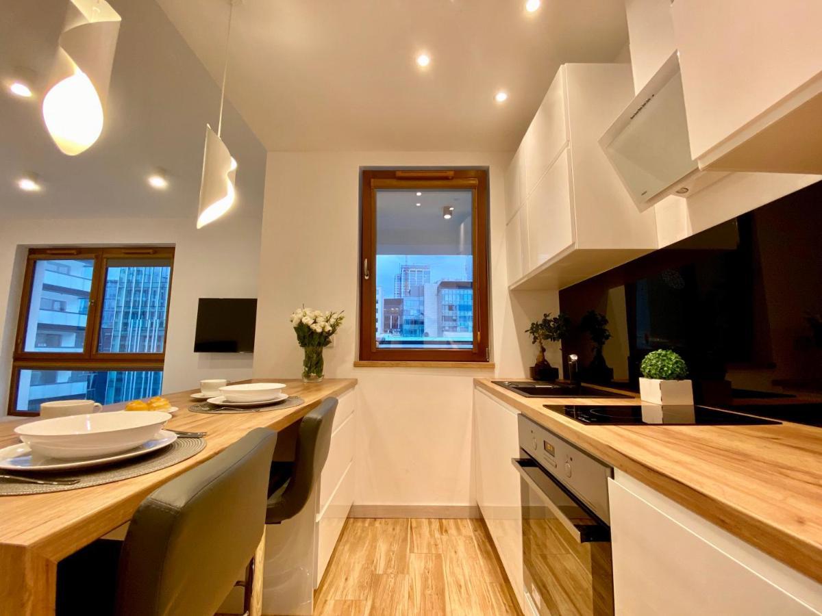 Living Point Residence Center Varsovie Extérieur photo